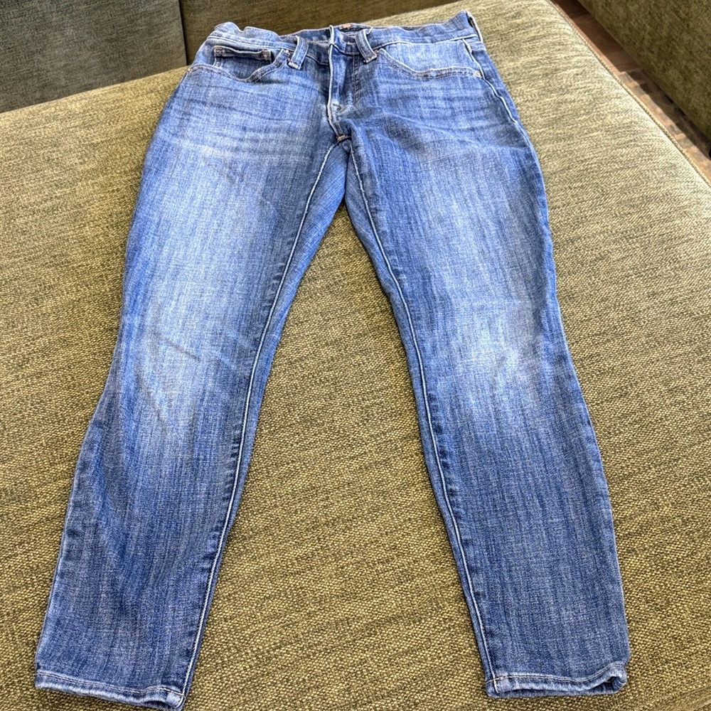 Lucky Brand Medium Wash Denim Jeans